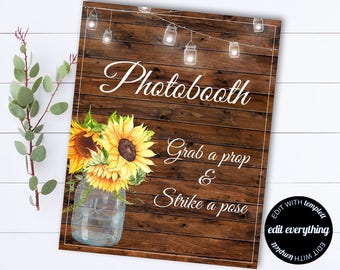 Vintage Holzoptik Pick A Prop Photobooth Personalisiertes Hochzeitsschild