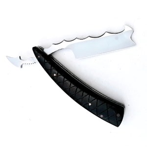 Hand Forged D2 Steel Straight Razor: Barber Shaving Razor with Sheath