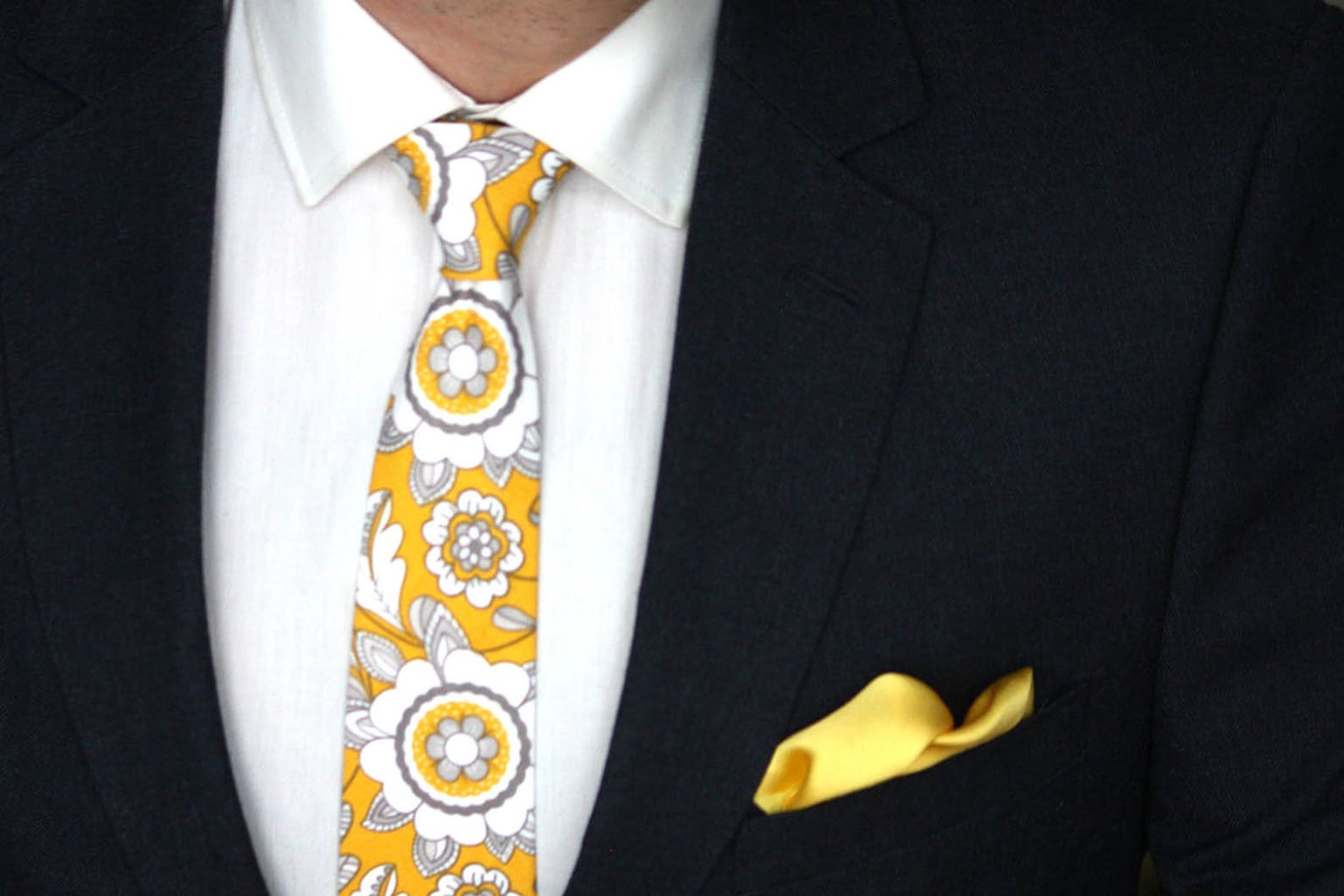 mens yellow tie