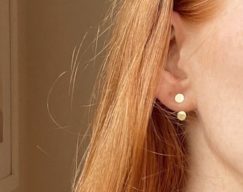 VESTE D'OREILLES Ida flottante à double pois/boucles d'oreilles cerclées/boucles d'oreilles minimalistes/bijoux géométriques/puces d'oreilles/boucles d'oreilles cerclées