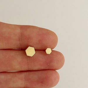 HEIKE MINIMALIST HEXAGON stud earrings/minimalist earrings/simple studs/hexagon studs/gold studs/nordymade/seattle jewelry