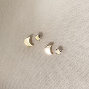 Lot de clous d&#39;étoile de lune/clous d&#39;étoiles/clous de lune/boucles d&#39;oreilles minimalistes/clous simples/puces d&#39;oreilles/clous en or/nordymade/bijoux seattle
