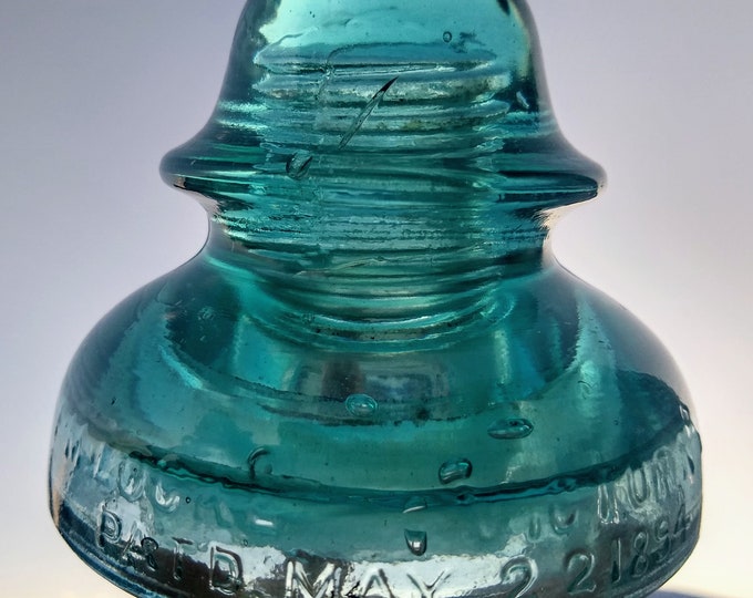 FRED LOCKE, Victor NY, Patent 1894, Glass Insulator, Cd 287 Power Line