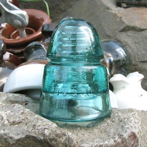 nice! OHIO VALLEY GLASS Co insulator, ca 1903 Antique Insulator Aqua, cd 145 telegraph line Insulator, Pleasant City Ohio
