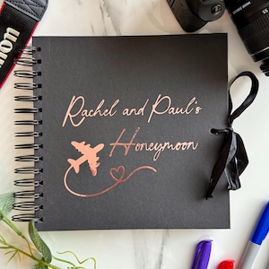 Personalised Honeymoon Scrapbook – Custom Wedding Album – Honeymoon Keepsake – Newlywed Gift – Custom Photo Album - Gift for Bride/Groom