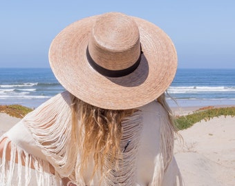 LARATH Womens Summer Straw Hat Fedora Panama Flat Top Ribbon Wide Brim Beach Sun Protection Caps,1 Pcs LARATH Womens Summer Straw Hat Fedora Panama Flat Top Ribbon Wide Brim Beach Sun Protection Caps,1 Pcs
