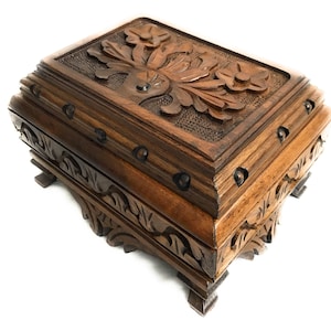 Turkish Wood Carved Jewelry Box , Hand Carving Gorgeous Jewelry  Box, Keepsakes Box, Christmas Gift, Home Decor