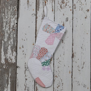 Vintage Dresden Plate Quilt Christmas Stocking: Hand-Stitched Flower Petals