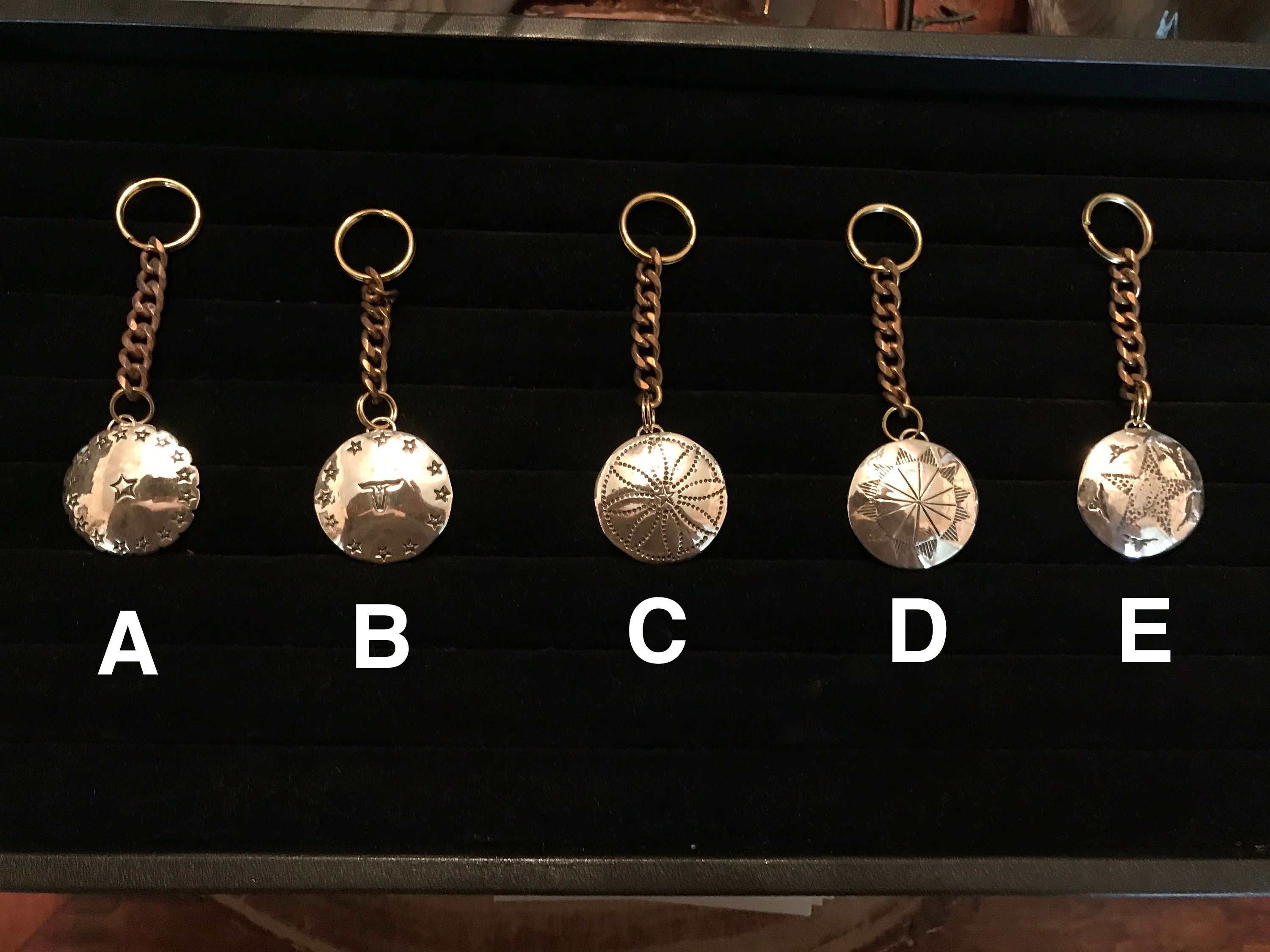 「高評価！」注目のレビュ Concho Key Southwestern Ring Fob Brass Silver Coin Chain 小物