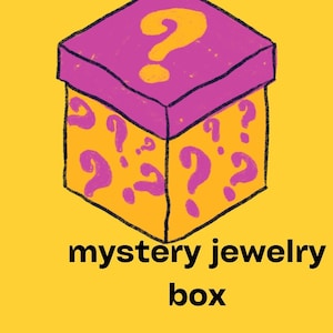 Vintage Jewelry Mystery Box for Women, Jewelry Surprise Box, Vintage Jewelry Mystery Bundle, Surprise Gifts, Mystery Grab bag