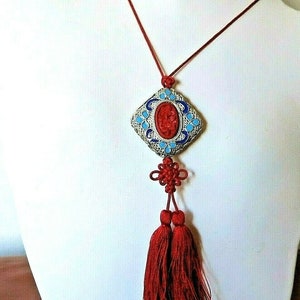 Rare Vintage Chinese Cinnabar Carved Cinnabar Lacquer Enamel Pendant Tassel Necklace 35&quot;