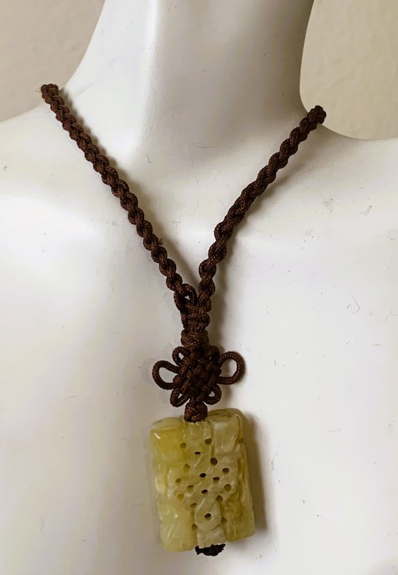 Vintage Chinese Carved Jade Endless Knot Necklace… - image 4