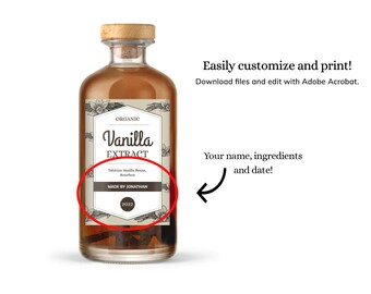 Peut inclure: Une bouteille en verre brun avec une étiquette indiquant "Organic Vanilla Extract". L'étiquette comprend également le texte "Tahitian Vanilla Beans, Bourbon" et "Made by Jonathan". L'année 2022 est imprimée sur l'étiquette.