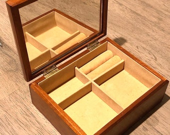 Mineral Designed Jewelry Box