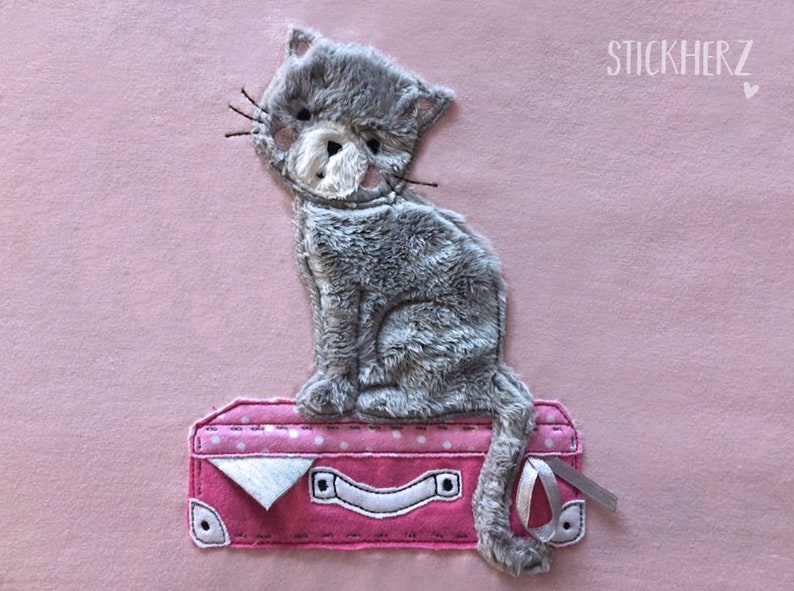 Embroidery file kitten on the suitcase 16x26 Doodle image 1