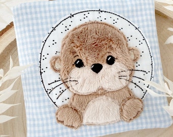 Embroidery file Hello Otter 10x10