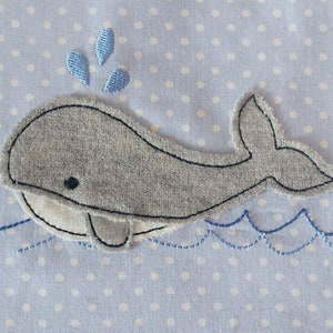 Fichier de broderie baleine 10x10 poisson doodle