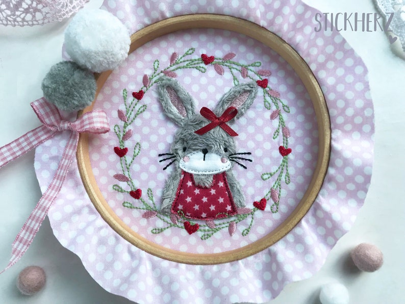 Embroidery file spring bunny in flower frame 10x10 image 1