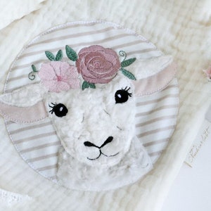 Embroidery file Boho Lamb 10x10