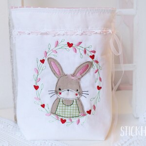 Embroidery file spring bunnies in a flower frame 18x30 image 2