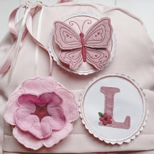 Fichier de broderie patch velcro papillons avec fleurs pour cartables et sacs à dos