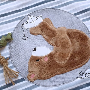 Embroidery file Little Emil with paper boat 18x30