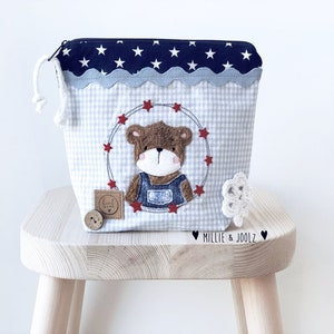 Embroidery file Emil in a star wreath 10x10