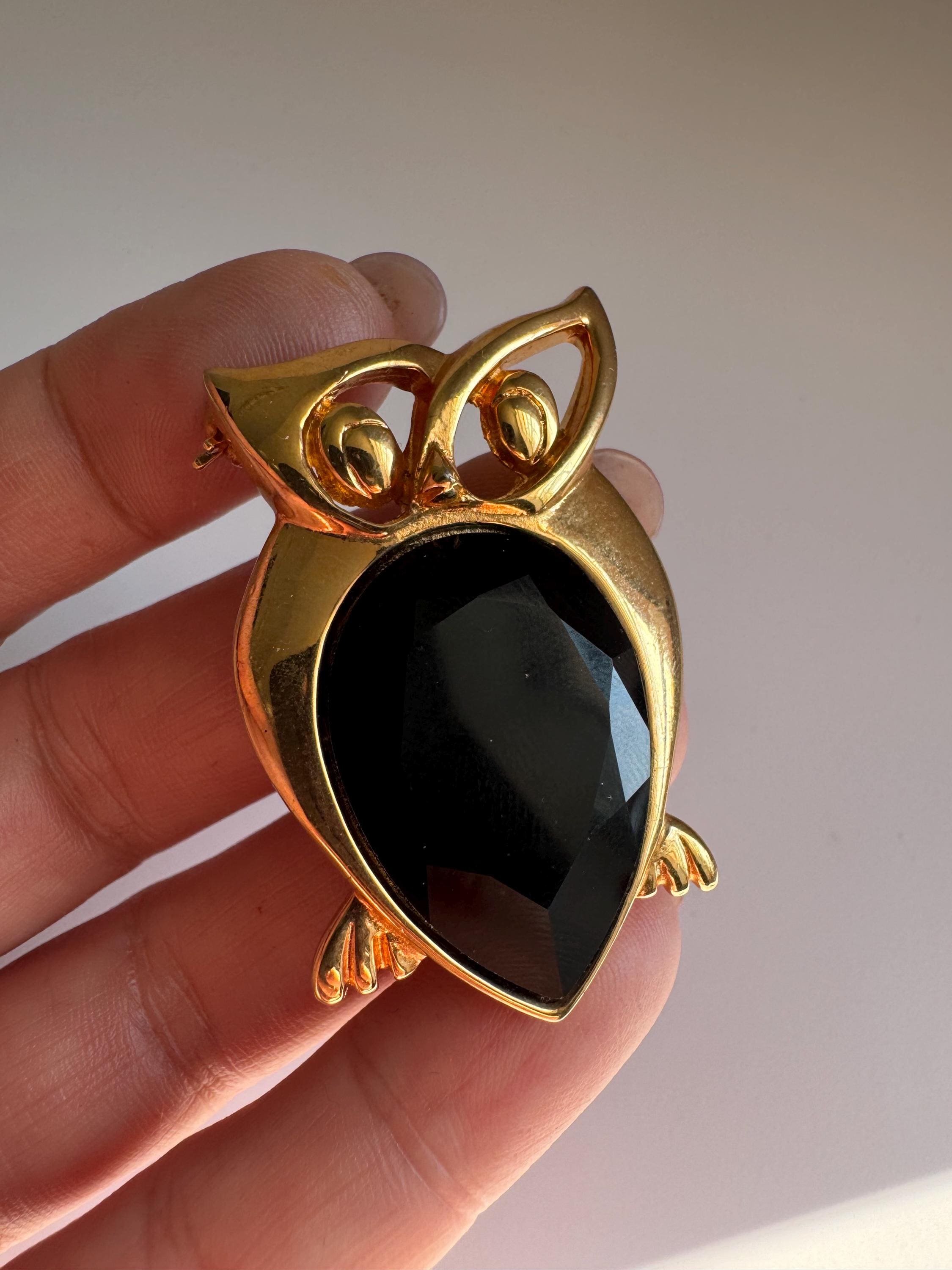Vintage Rhinestone Owl Brooch: Gold Plated Statement Piece, Estate Jewelry Gift