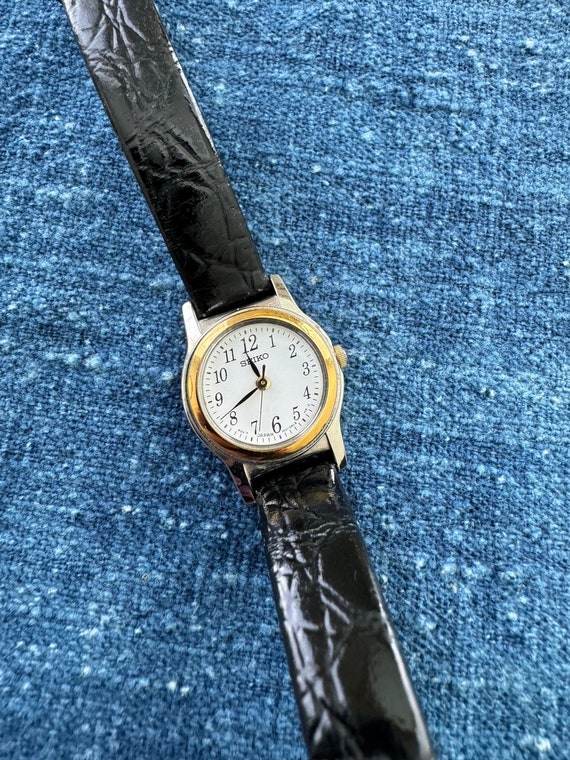 Vintage Women's Two Tone Seiko Watch | 90's Watch 