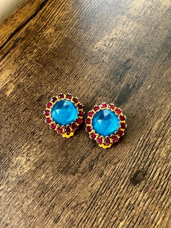 Blue Cabochon and Pink Rhinestone Clip On Earrings