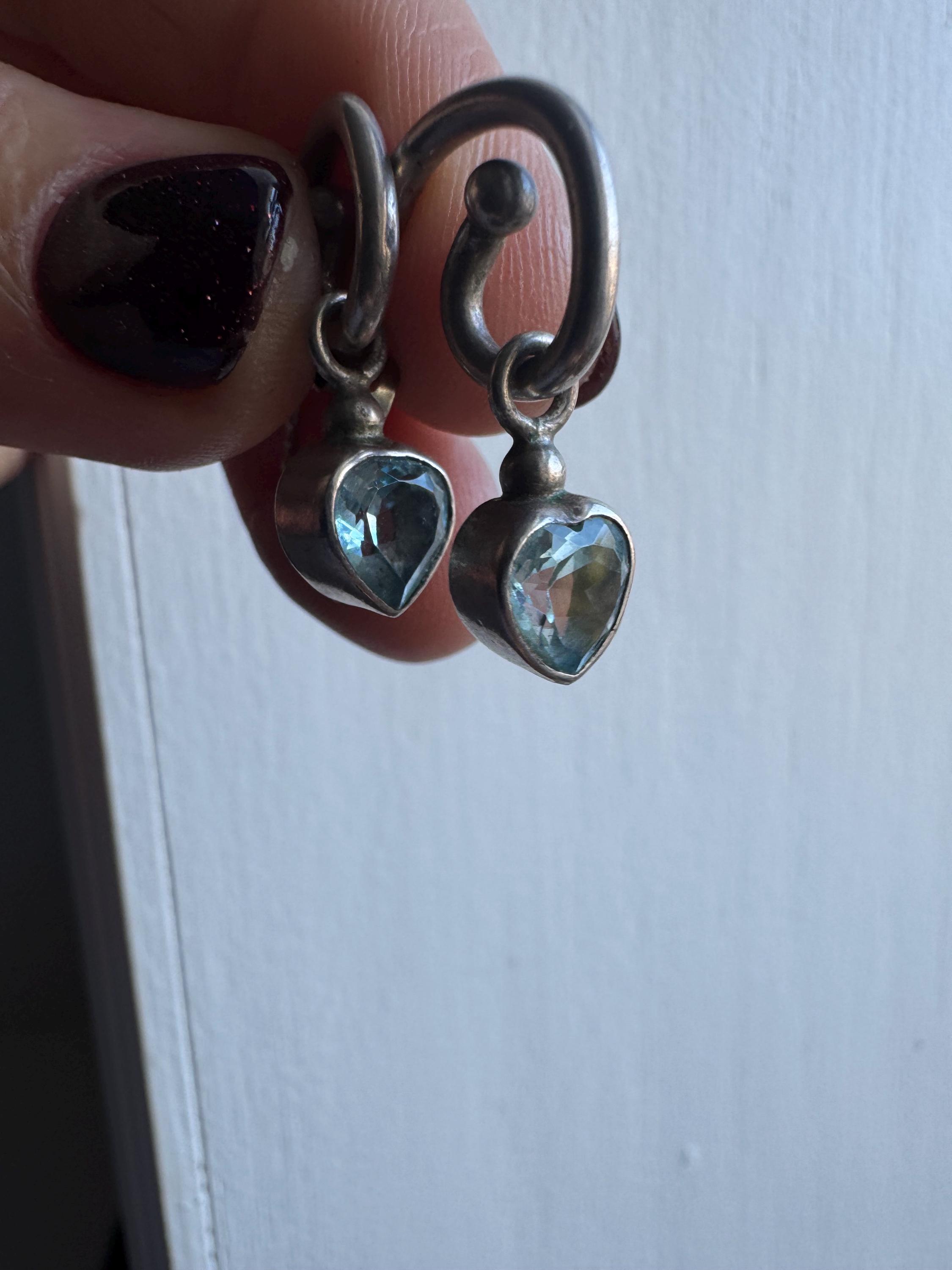 Orecchini A Cuore In Argento Sterling 925 Con Topazio Blu - 9x7 Mm - Anallergici, Idea Regalo