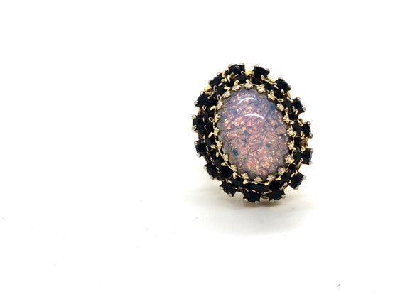 Vintage Pink Fire Opal Cabochon Cocktail Ring with