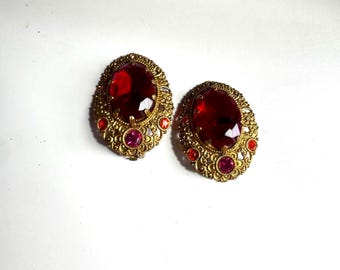 Elegante gouden filigraan clipoorbellen met Swarovski-steentjes - Vintage Femme Statement Jewelry