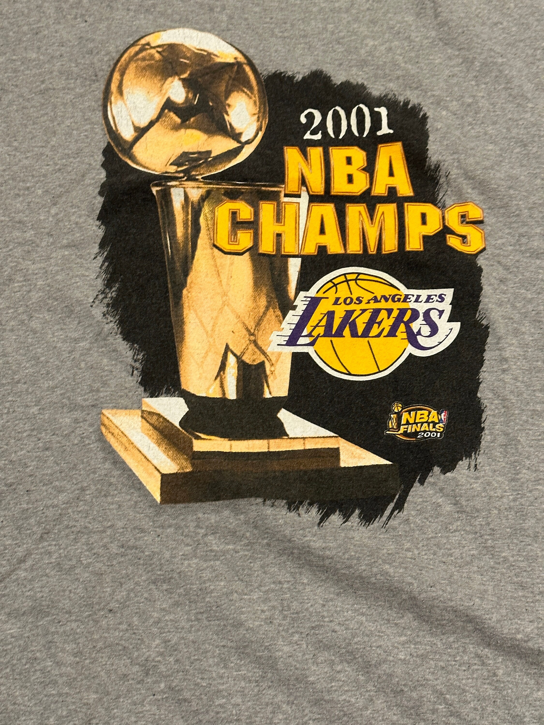 Lakers 2001 cheap championship shirt