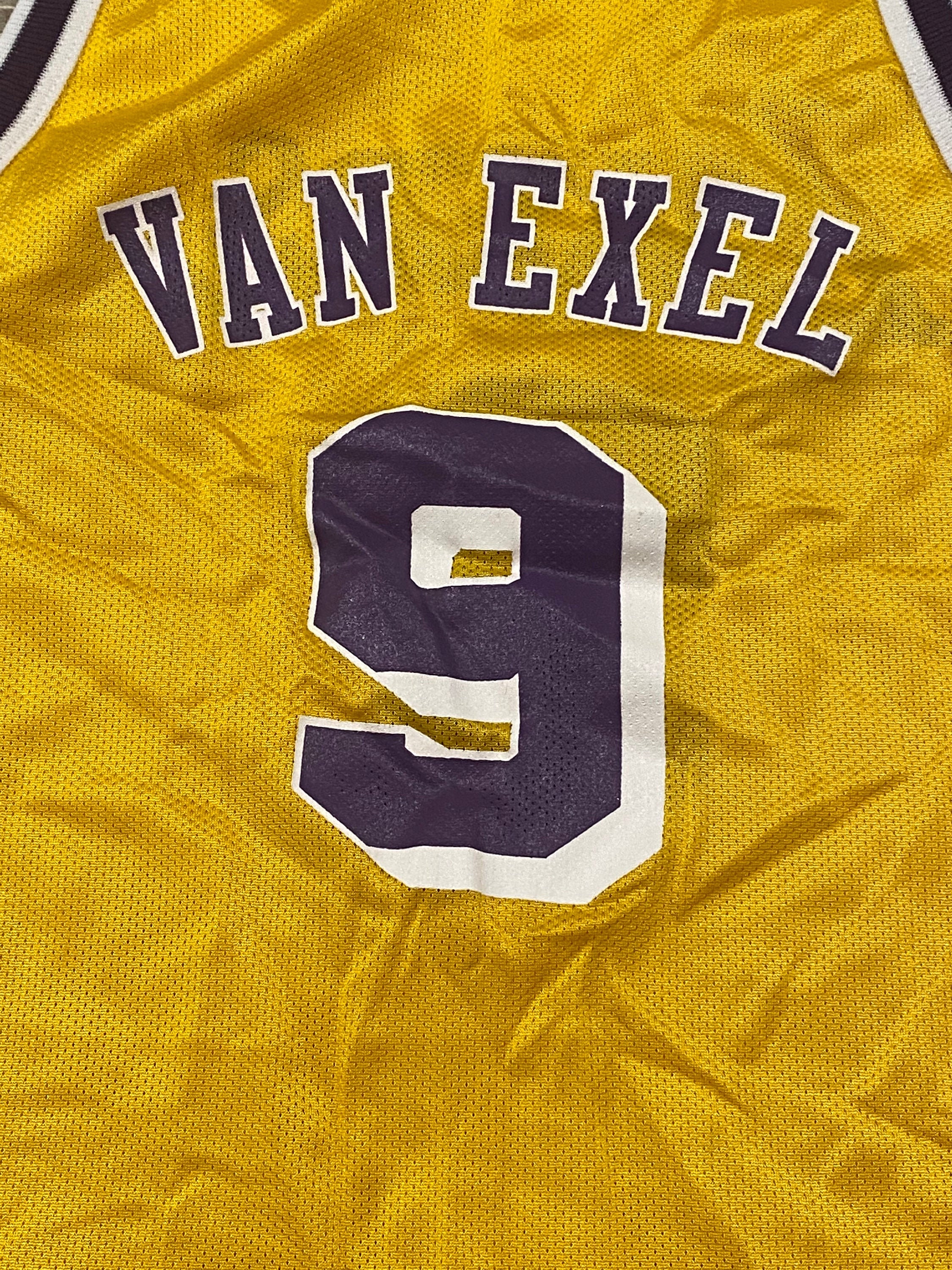 Los Angeles Lakers: Nick Van Exel 1994/95 Yellow Champion Jersey (M) –  National Vintage League Ltd.