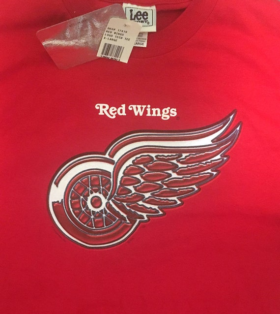 red wings t shirt vintage