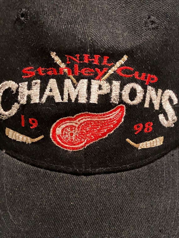 VINTAGE 90s DETROIT RED WINGS #1 APPAREL DRAWSTRING CAP HAT – Stay Alive  vintage store