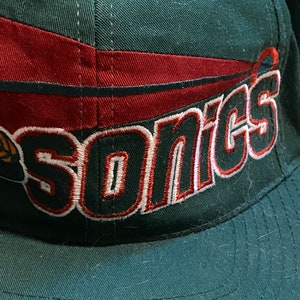Mitchell & Ness Seattle Supersonics XL Arch Vintage T-Shirt Faded
