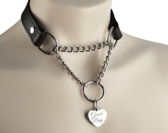 Collier de jour Martingale gravé sur mesure en cuir noir avec pendentif Silver Love Heart | Ras de cou BDSM Kink soumis fabriqué à la main | Col46BlkRg