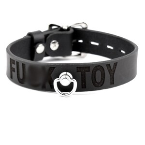 Personalisiertes Lederhalsband mit Gravur Kink BDSM Haustierspiel Choker Bild 1