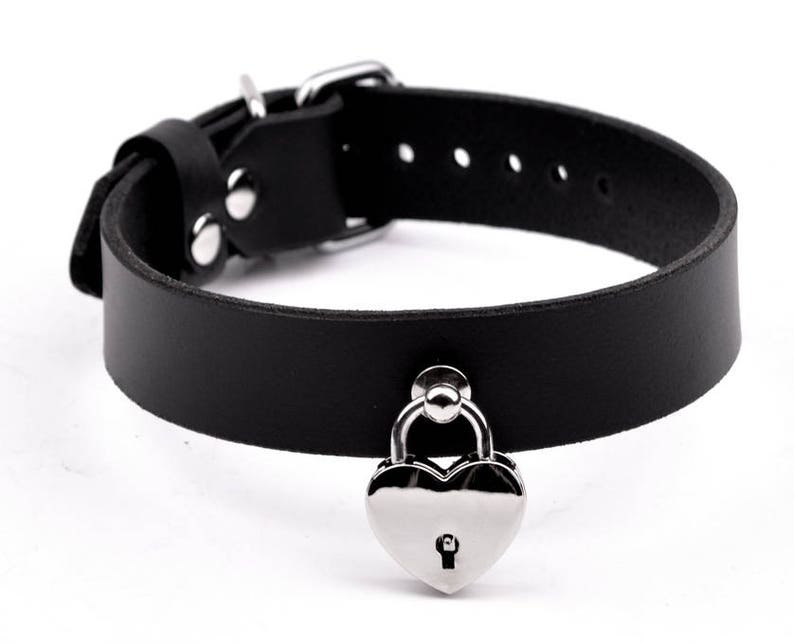Black Leather /& Silver Love Heart Padlock Collar Handcrafted Leather BDSM Choker Mercy Industries Col25