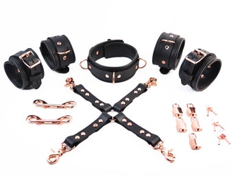 Schwarzes Leder Bondage Fessel Set | Handgefertigtes BDSM Halsband, Handgelenk & Fußfesseln, Kreuzverbinder, Karabinerhaken, Vorhängeschlösser | Set3Cl33CcBlkRg