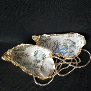 Set decoupage oyster shells ring dishes Shell trinket/jewelry dish Oyster shell ring holder Oyster shell gifts Galentines gifts