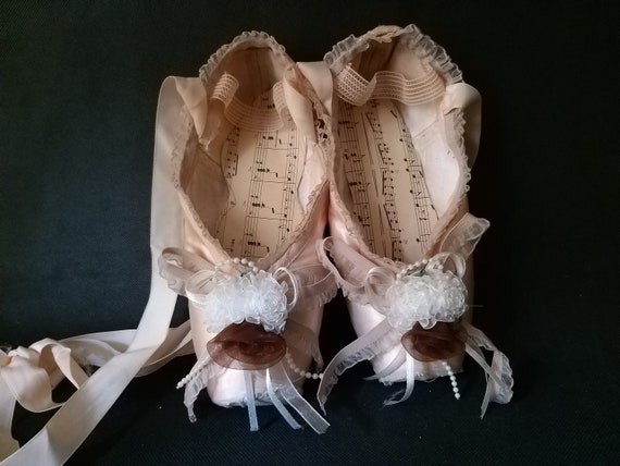 Altered Vintage Pointe Ballet Shoes Decorated Pointe Shoes Etsy