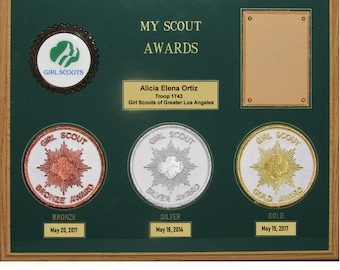 Gold Award Plaque, Gold Award Ceremony Gift, Girl Scout Patch Plaque - Scout Gift - Graduation & Scout Scout Brag Plaque