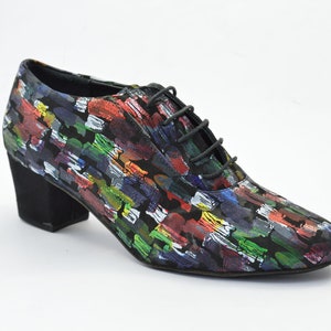 Elegant women oxford dance shoes , in very soft black leather and multi-coloured prints