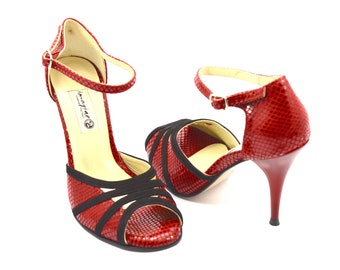 Imagine F-343 Classic peep toe model in an outstanding combination of red snake leather and black suede leather