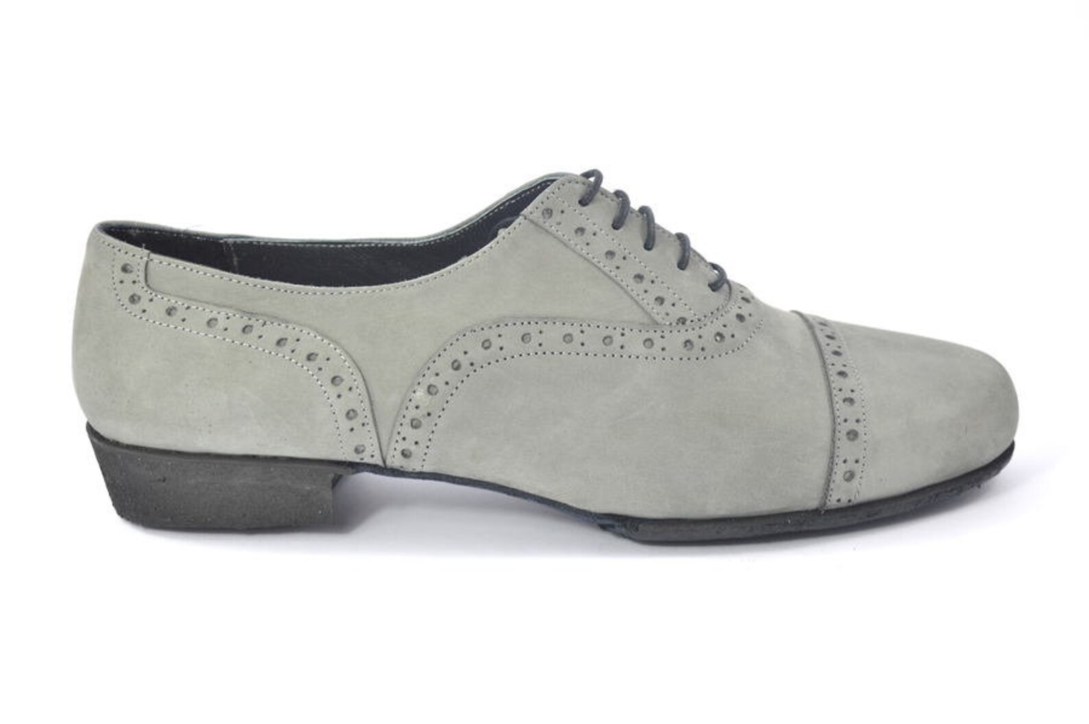 ucb brogues