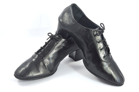 Wide tap shoes 2025