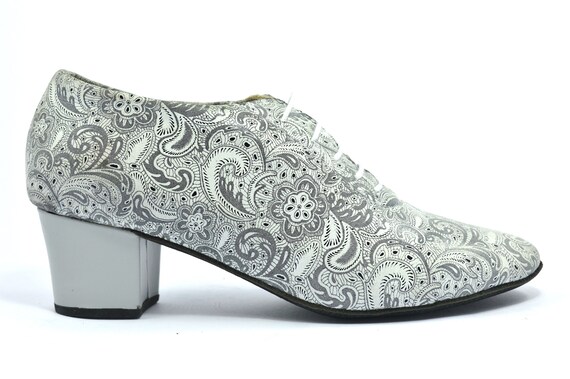 Grey Paisley Leather Oxford Shoes: Elegant and Comfort  display picture 1
